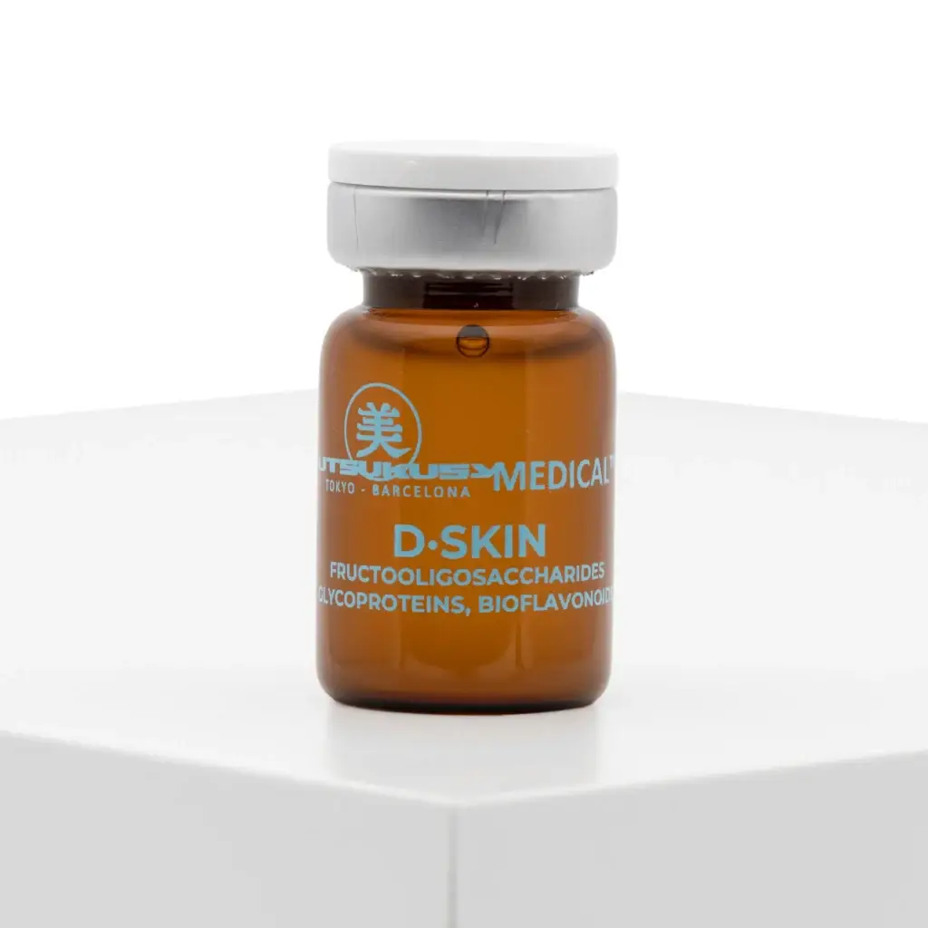 Ampulle mit D Skin Microneedling Serum von Utsukusy Cosmetics
